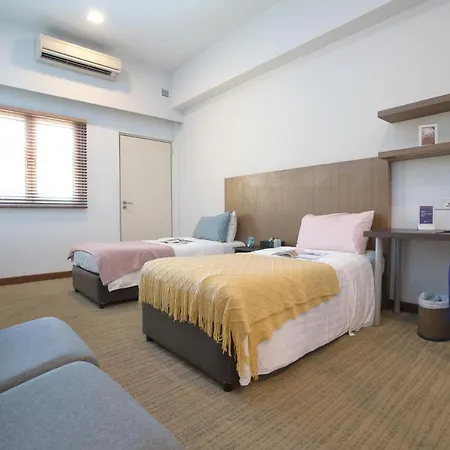 Cove D'Arena Aparthotel